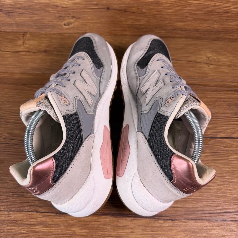 New Balance 580 Women's Size 11 Sneakers Gray Pink Rose Gold Athletic Shoes - Picture 5 of 11